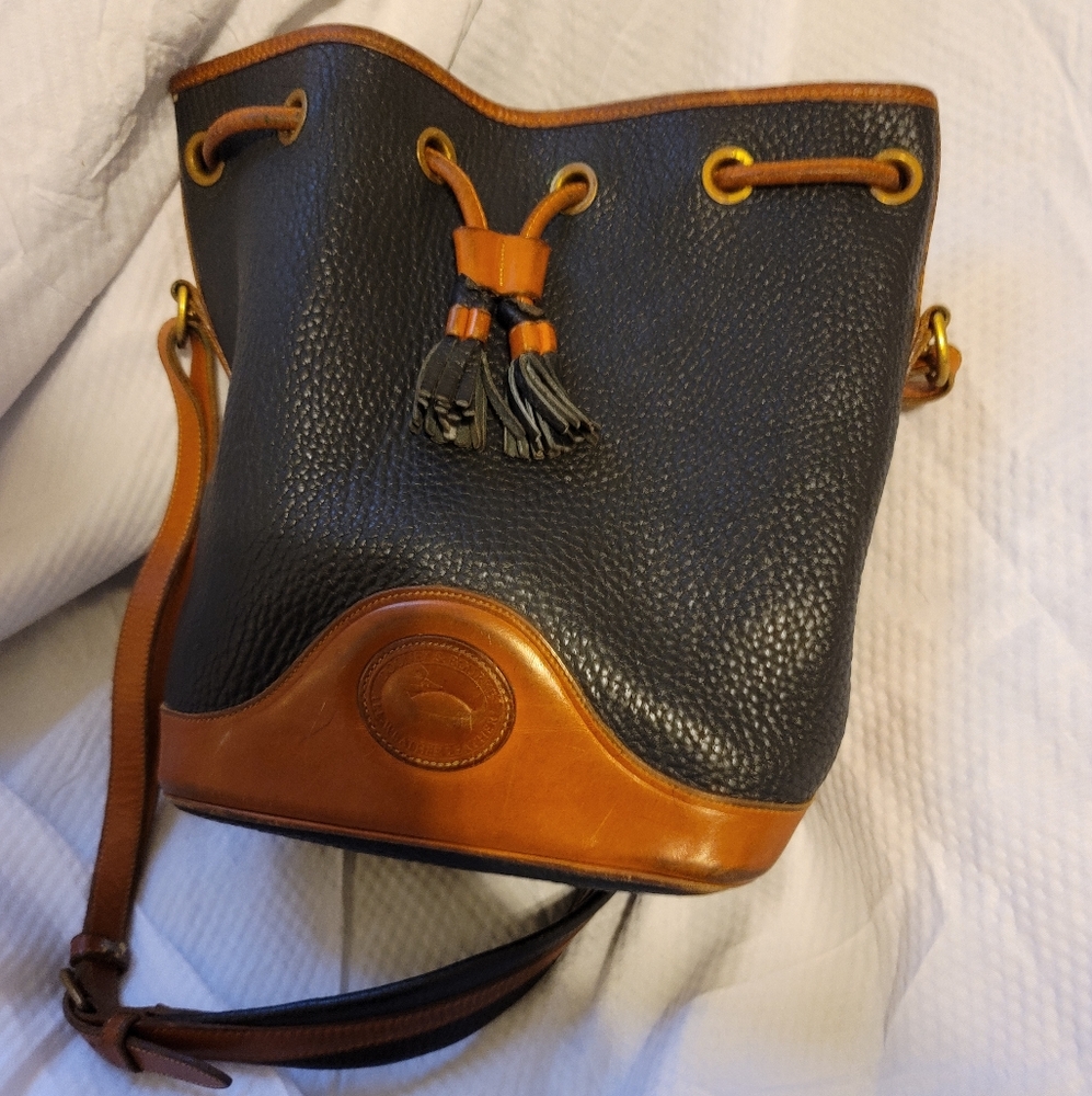 Vintage Dooney and Burke Navy All Weather Leather Drawstring Bucket Bag